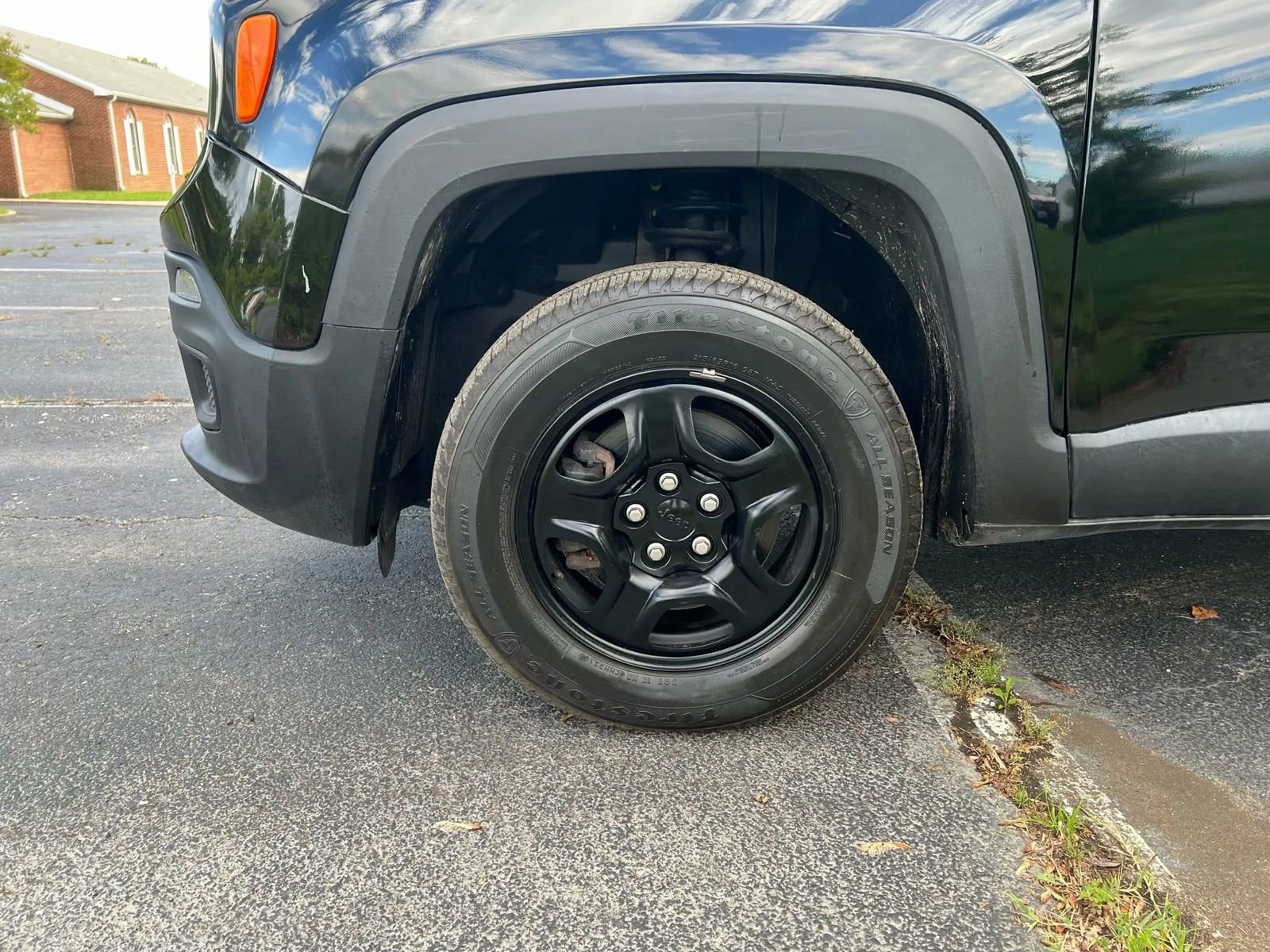 Used 2016 Jeep Renegade Sport w/ Power & Air Group image 17