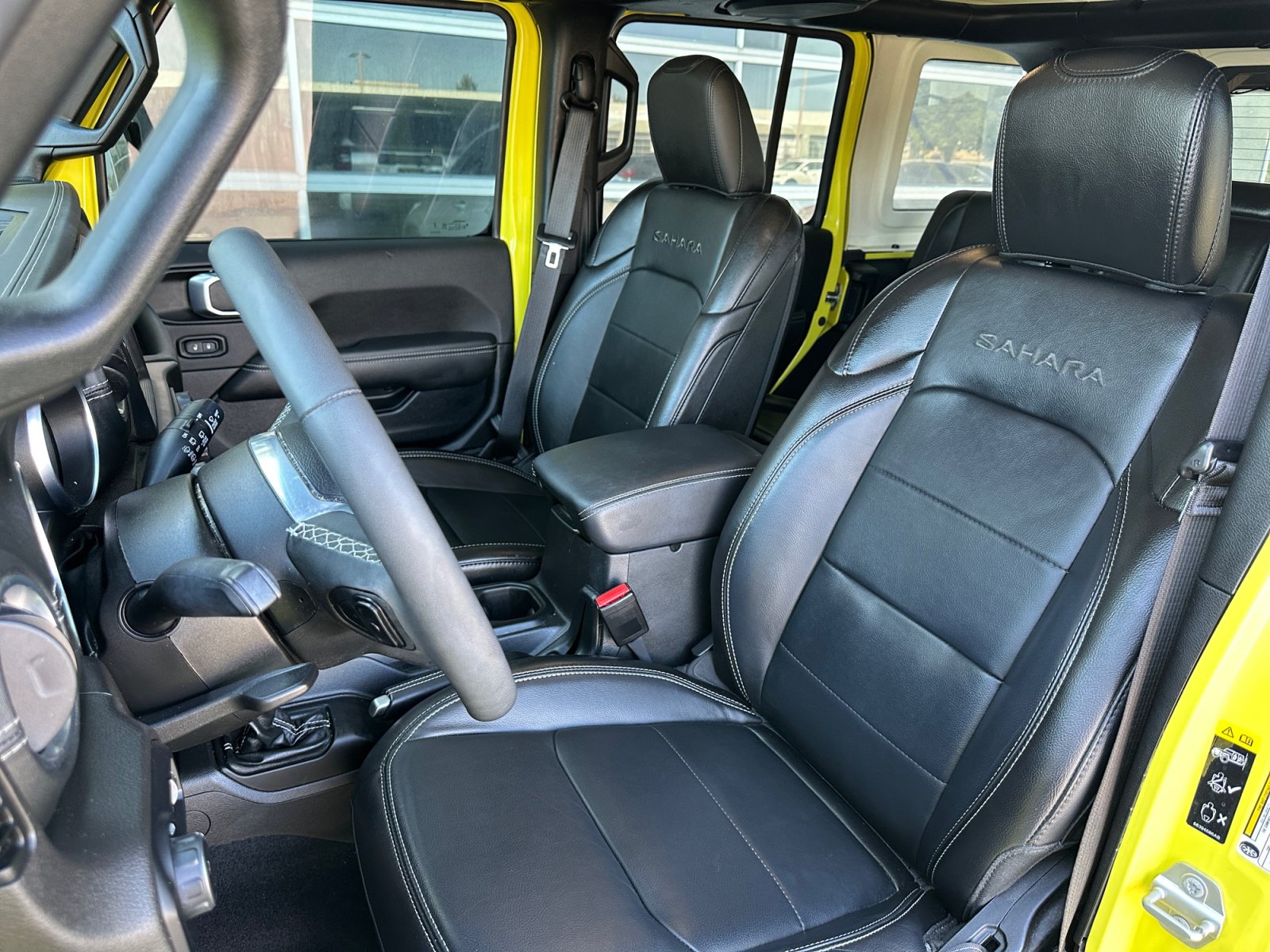 Used 2023 Jeep Wrangler Unlimited Sahara w/ Cold Weather Group AWD/4WD image 13