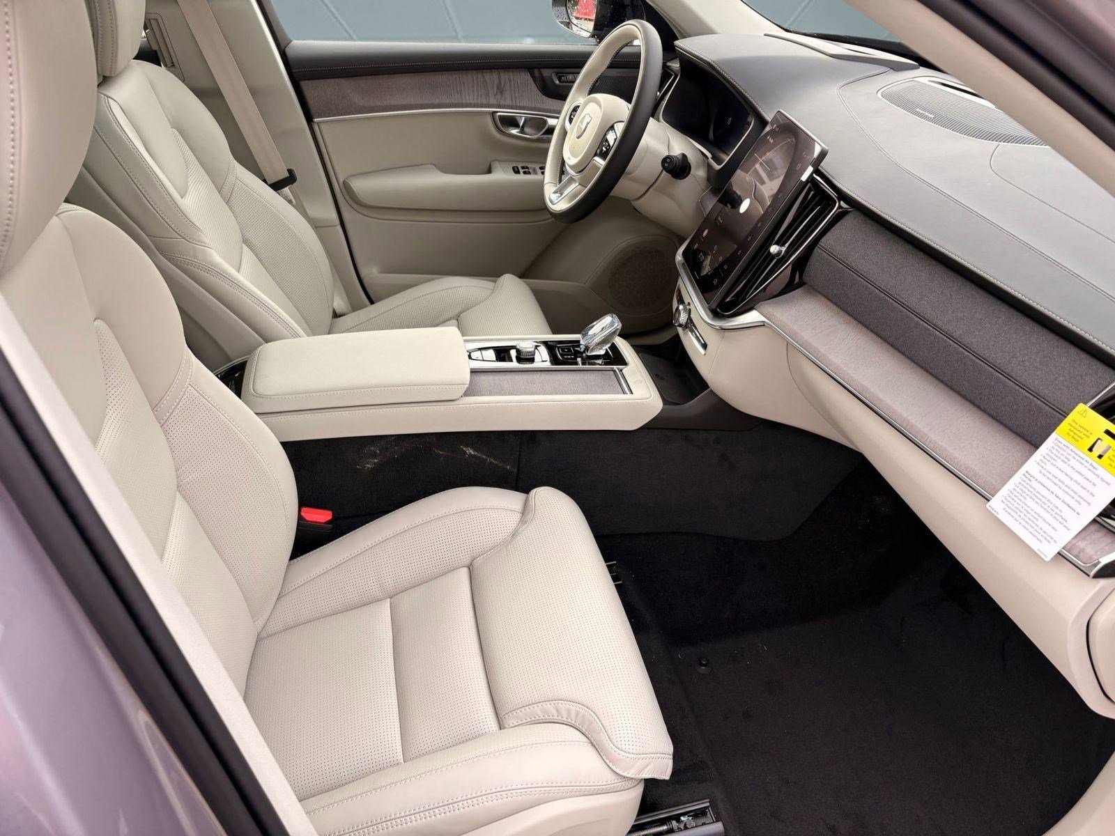 New 2026 Volvo XC90 T8 Ultra w/ Protection Package image 27