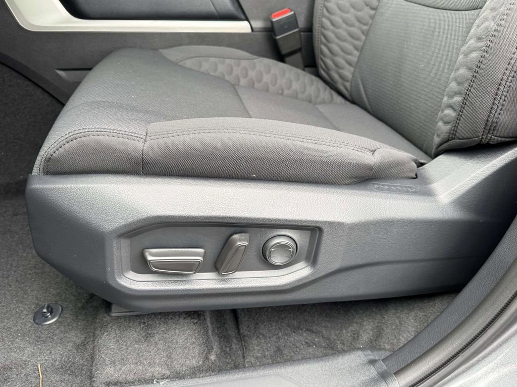 New 2026 Toyota Tundra SR5 w/ SR5 Convenience Package image 17