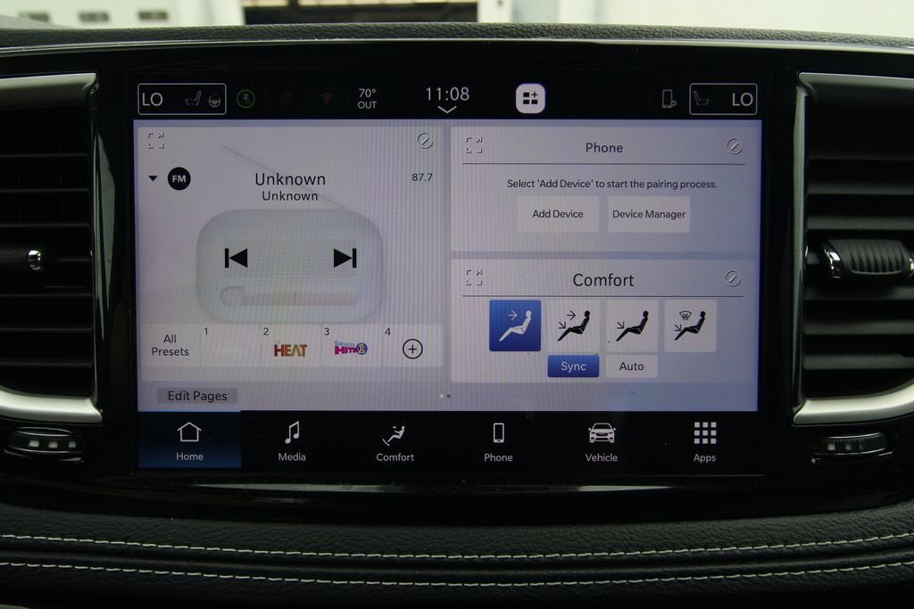 Used 2026 Chrysler Pacifica Select AWD/4WD image 31