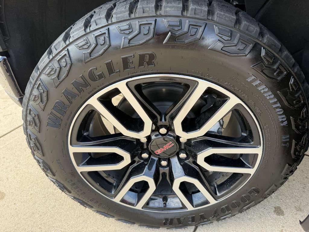 Used 2026 GMC Sierra 1500 AT4 w/ Technology Package AWD/4WD image 20