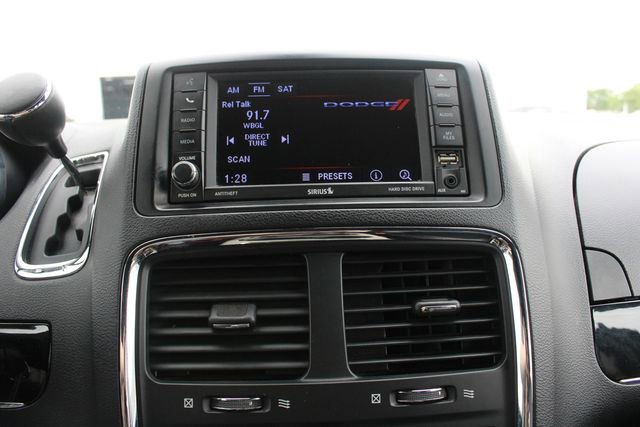 Used 2019 Dodge Grand Caravan SXT FWD image 14