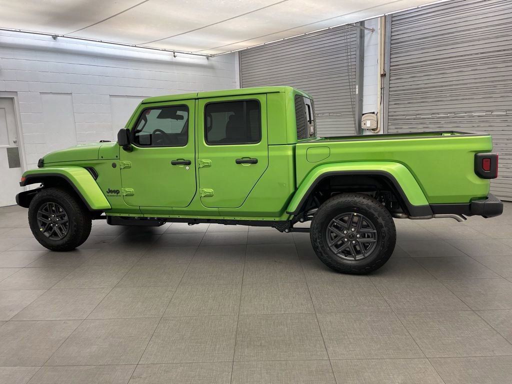 New 2026 Jeep Gladiator Sport image 5