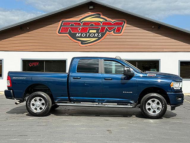 Used 2024 RAM 2500 Big Horn w/ Sport Appearance Package AWD/4WD image 4