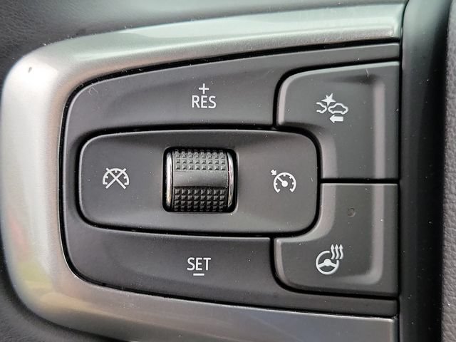 Used 2025 Chevrolet Silverado 1500 LTZ AWD/4WD image 14