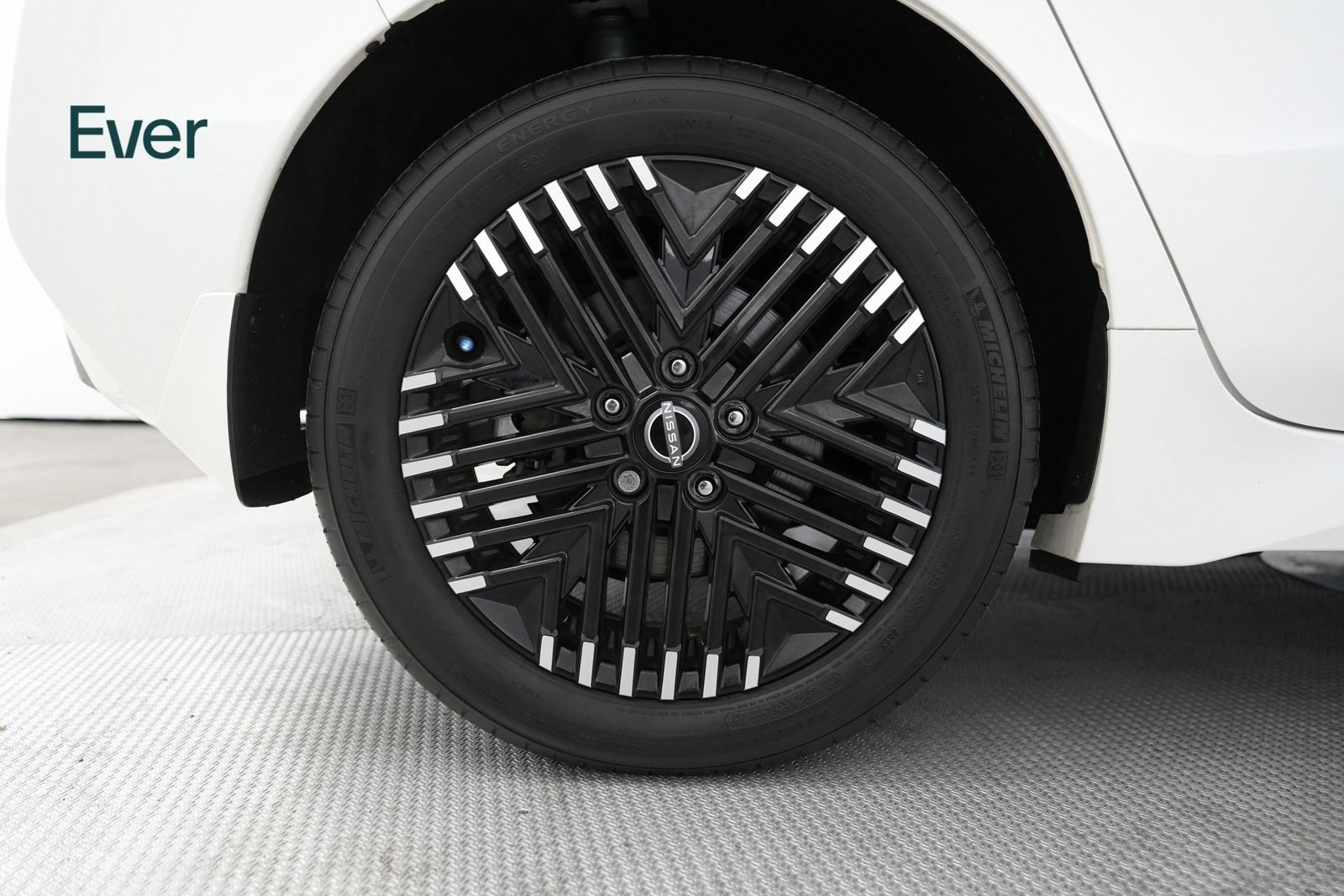 Used 2023 Nissan Leaf SV Plus image 18