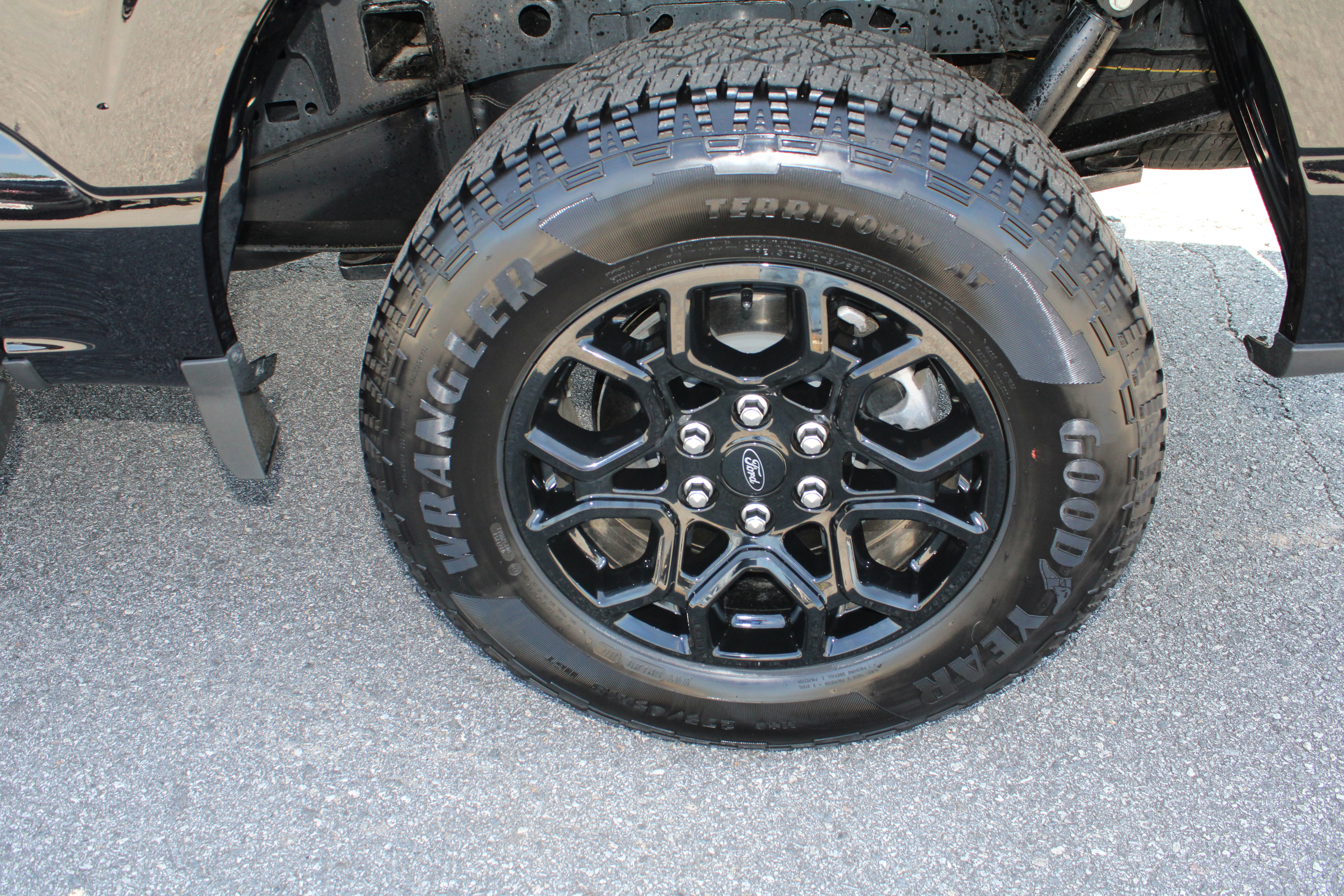 Used 2024 Ford F150 XLT w/ Tow/Haul Package image 12