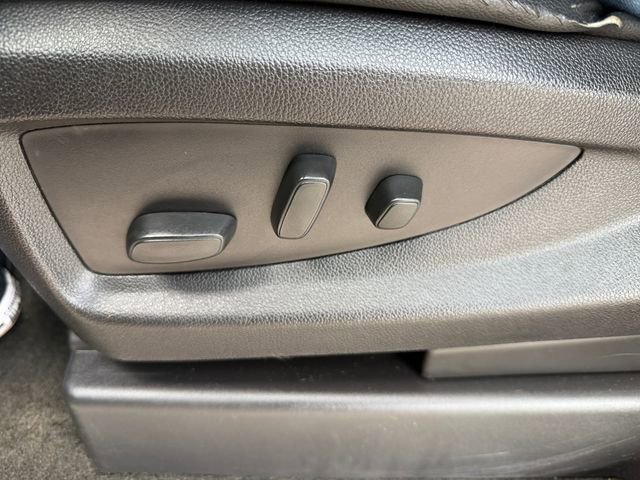 Used 2018 Chevrolet Silverado 1500 LTZ w/ Sport Package AWD/4WD image 16