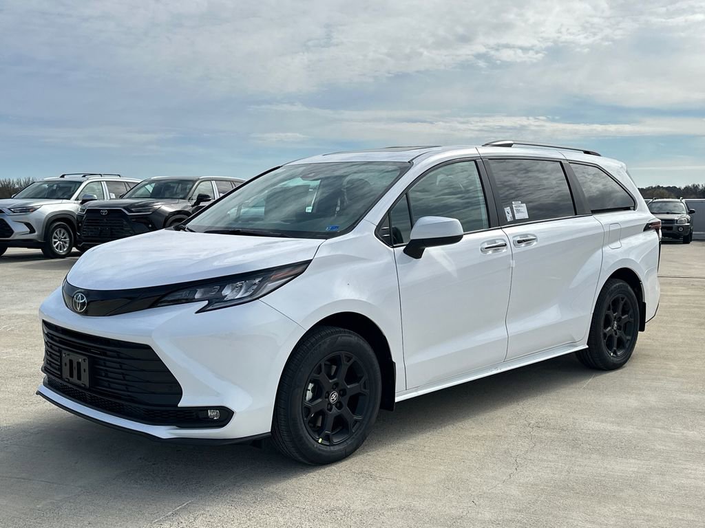 New 2026 Toyota Sienna XLE Woodland Edition image 2