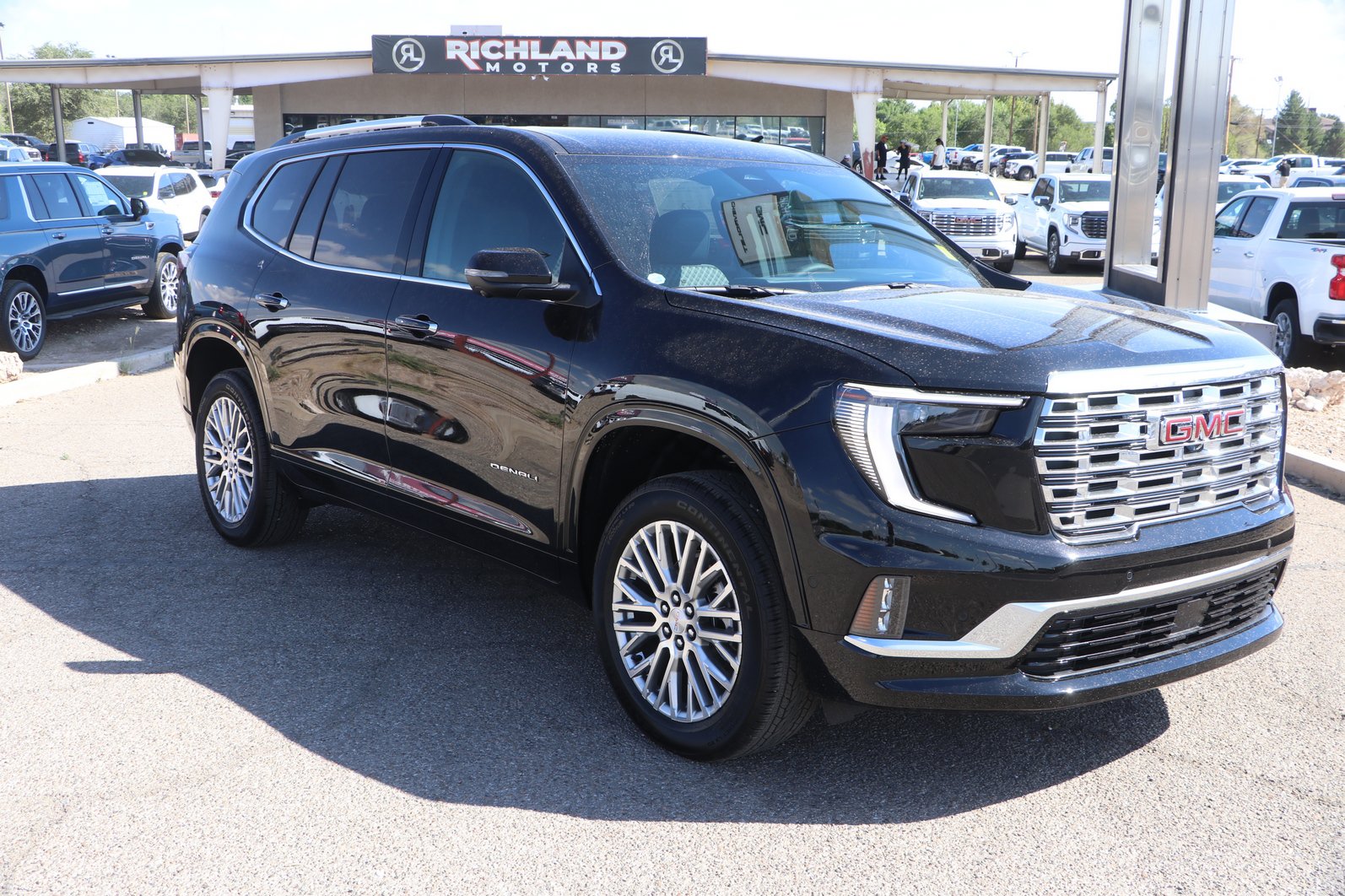 New 2026 GMC Acadia Denali w/ Super Cruise Package AWD/4WD video 1