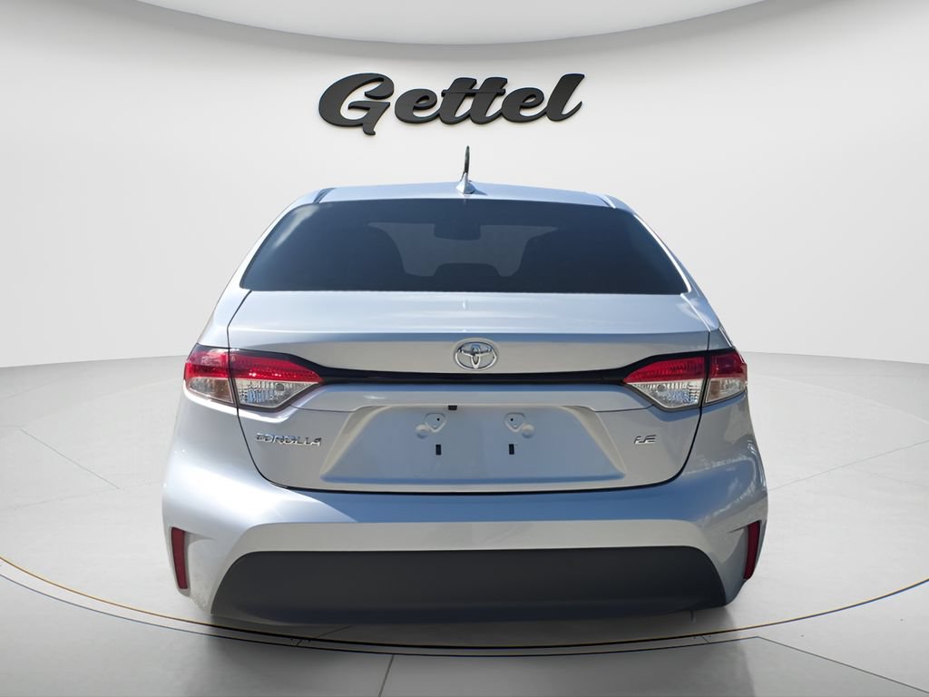 Used 2024 Toyota Corolla LE FWD image 2