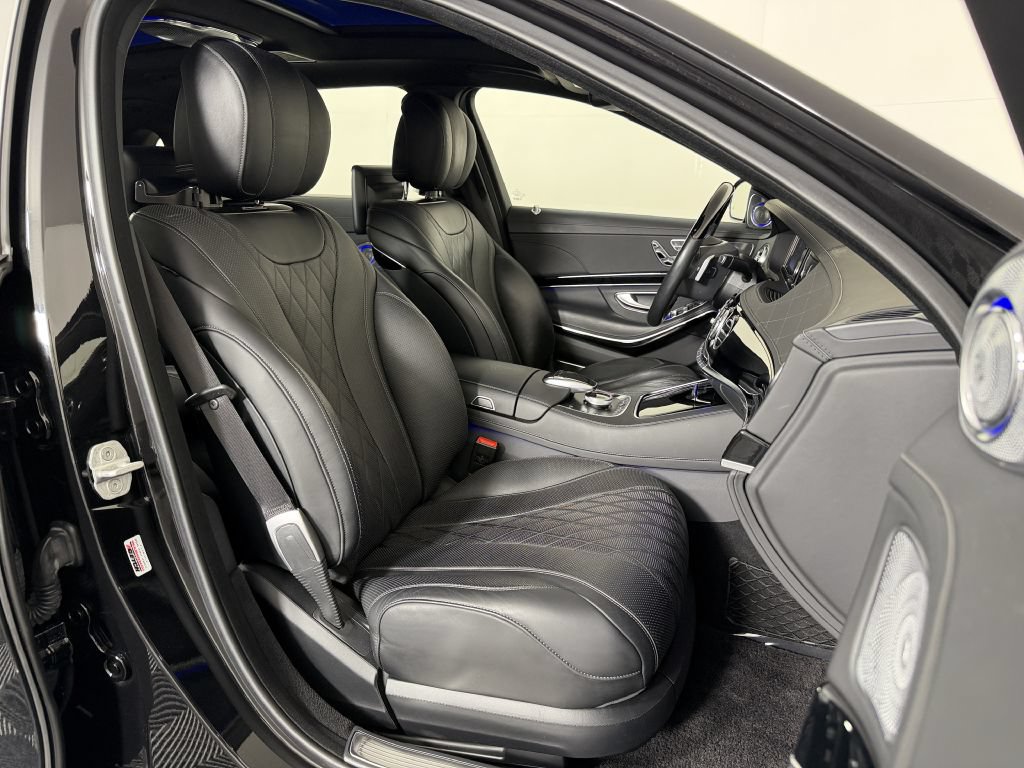 Used 2017 Mercedes-Benz Maybach S 550 4MATIC image 30