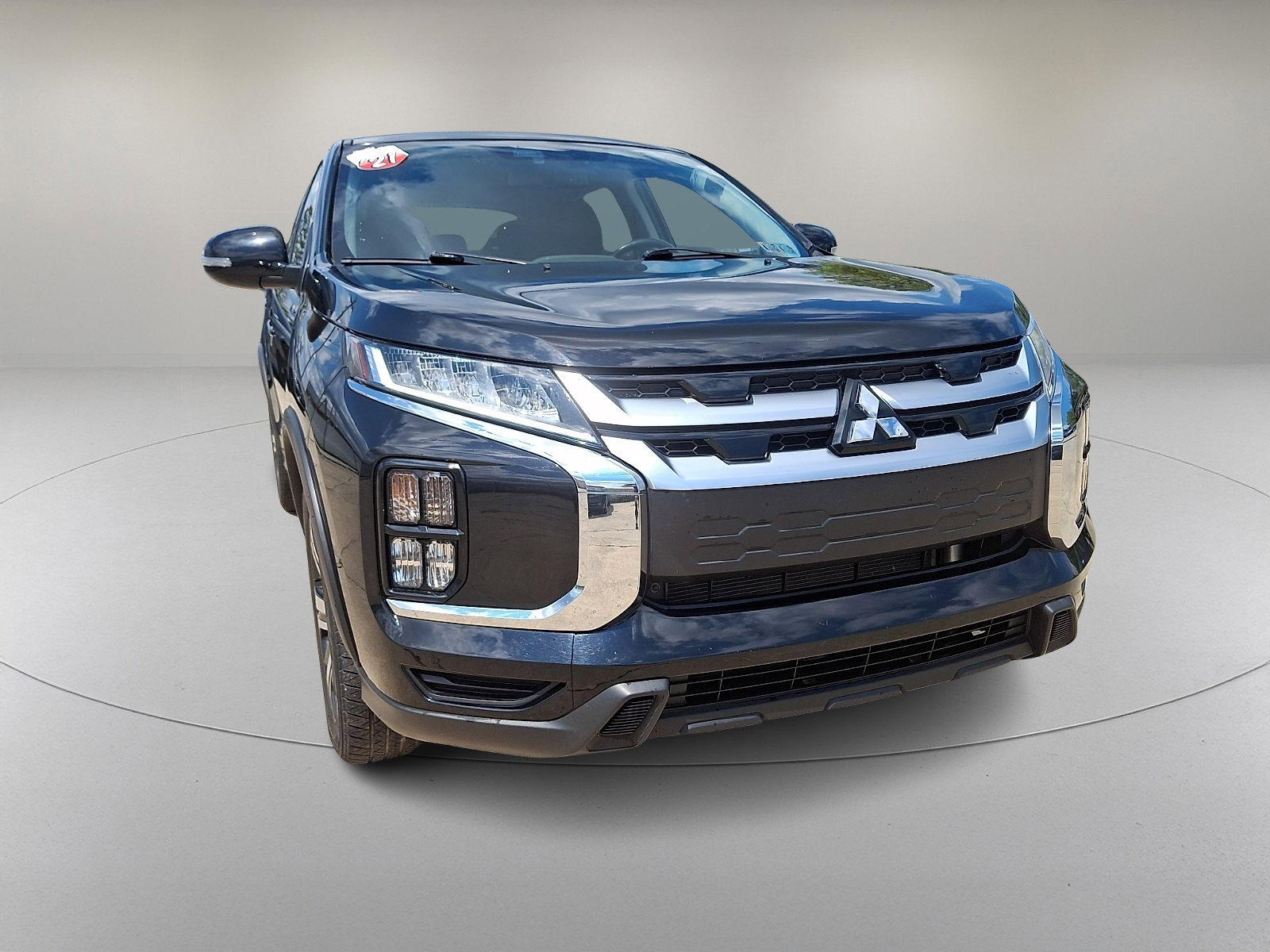 Used 2021 Mitsubishi Outlander Sport SE image 2