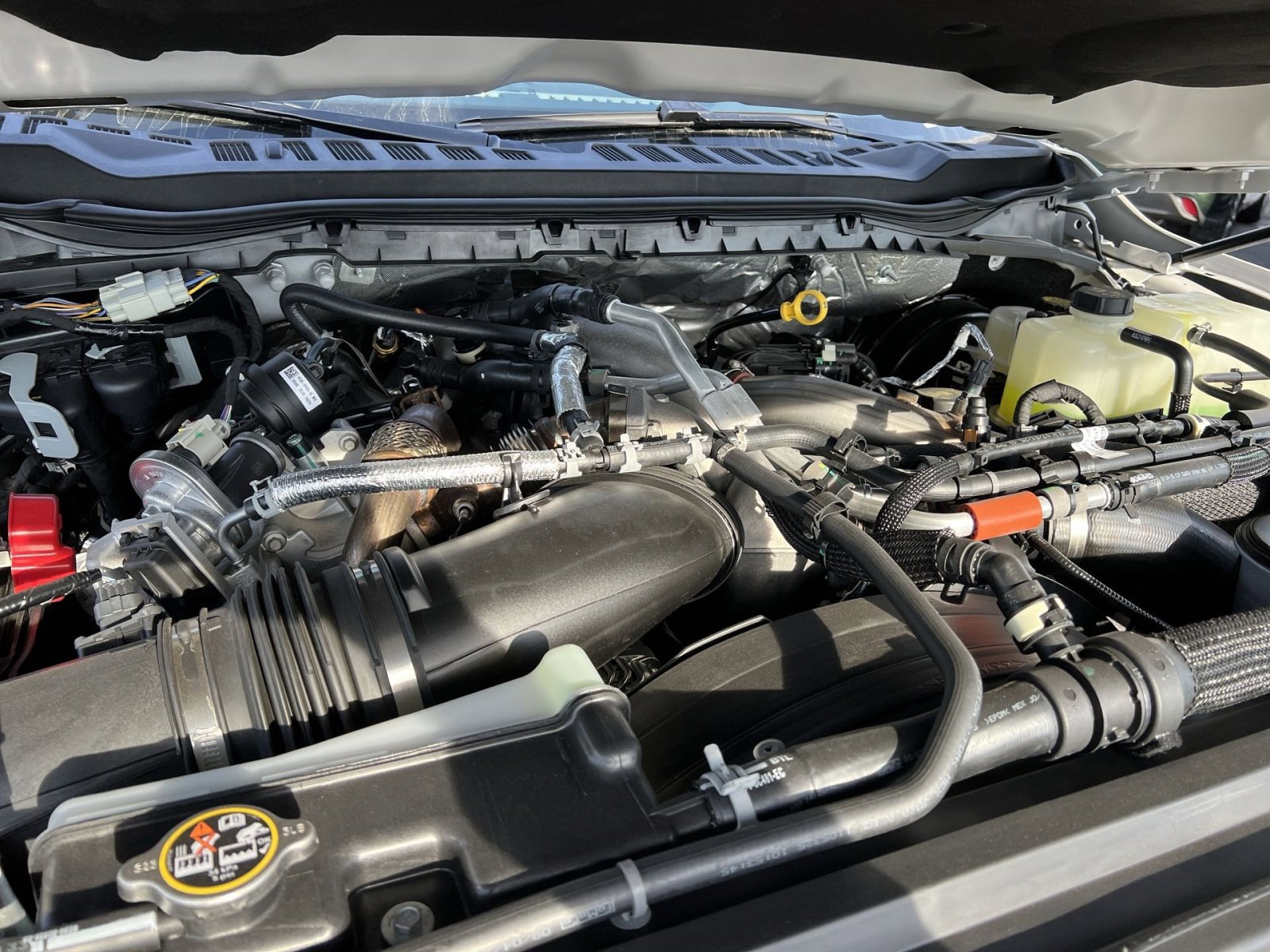 New 2026 Ford F250 Platinum w/ Tremor Off-Road Package image 30