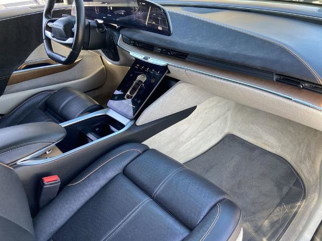 Used 2022 Lucid Air Grand Touring image 25