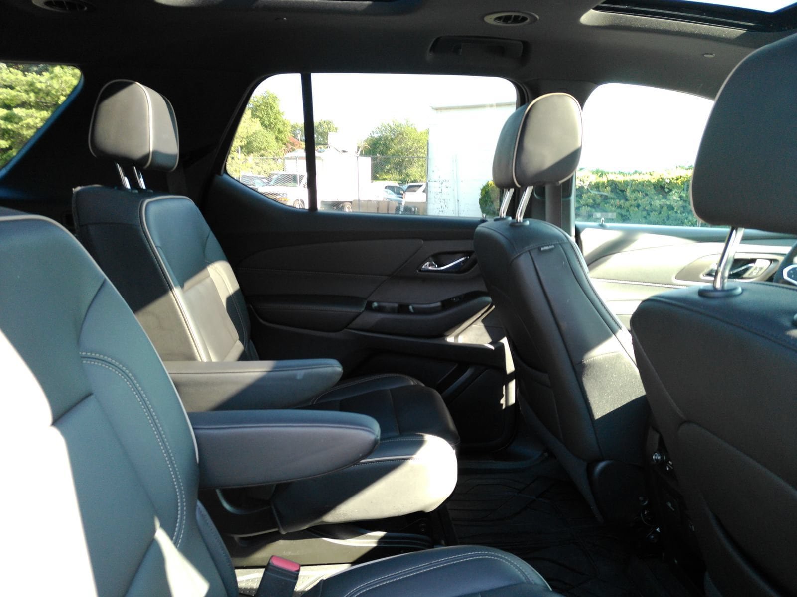 Certified 2023 Chevrolet Traverse Premier w/ Redline Edition AWD/4WD image 19