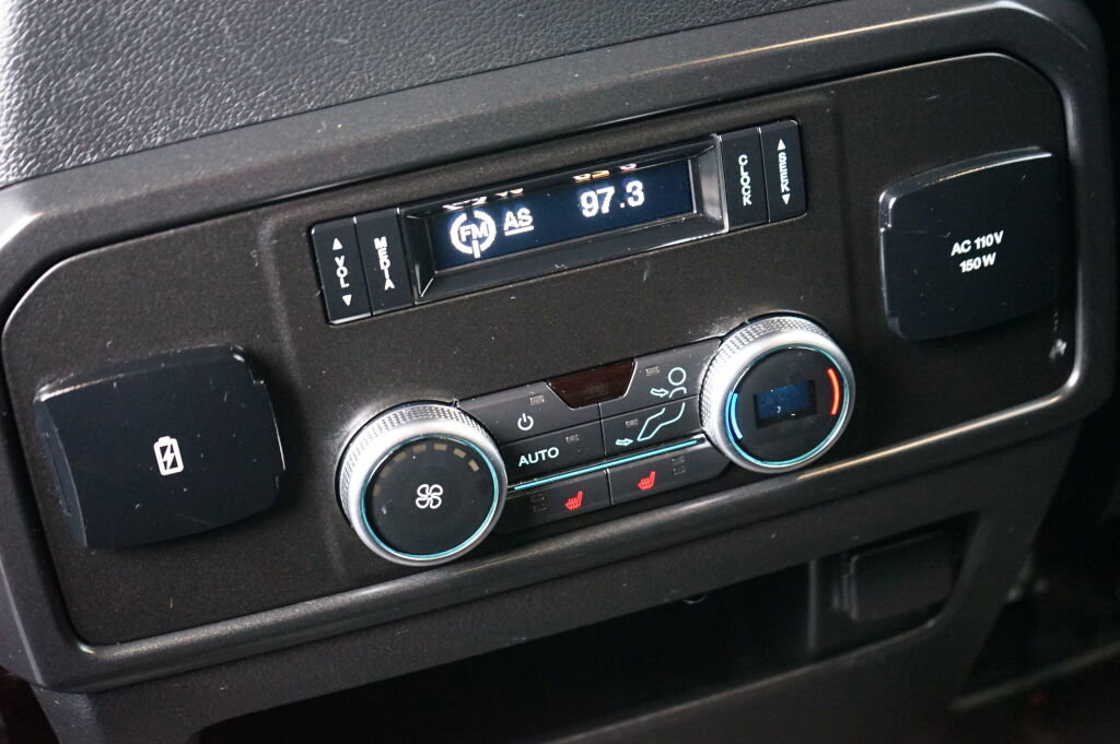 Used 2019 Ford Expedition Limited w/ Equipment Group 303A image 16