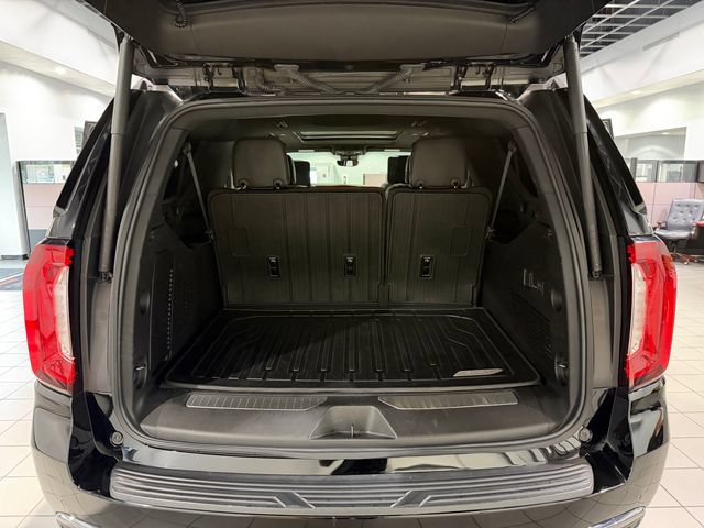 Used 2024 GMC Yukon XL Denali Ultimate AWD/4WD image 10