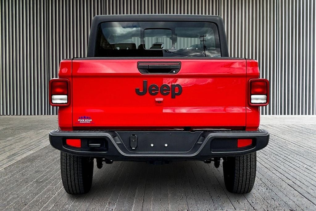 New 2026 Jeep Gladiator Sport AWD/4WD image 4