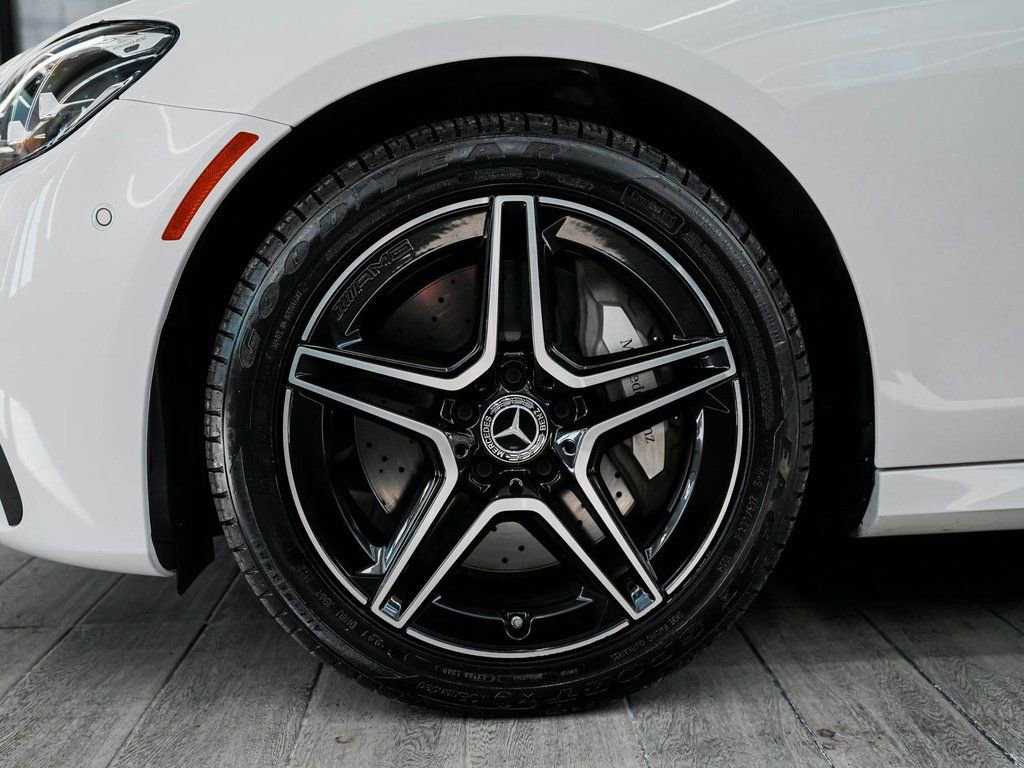 Used 2022 Mercedes-Benz E 450 4MATIC Sedan w/ Driver Assistance Package image 9