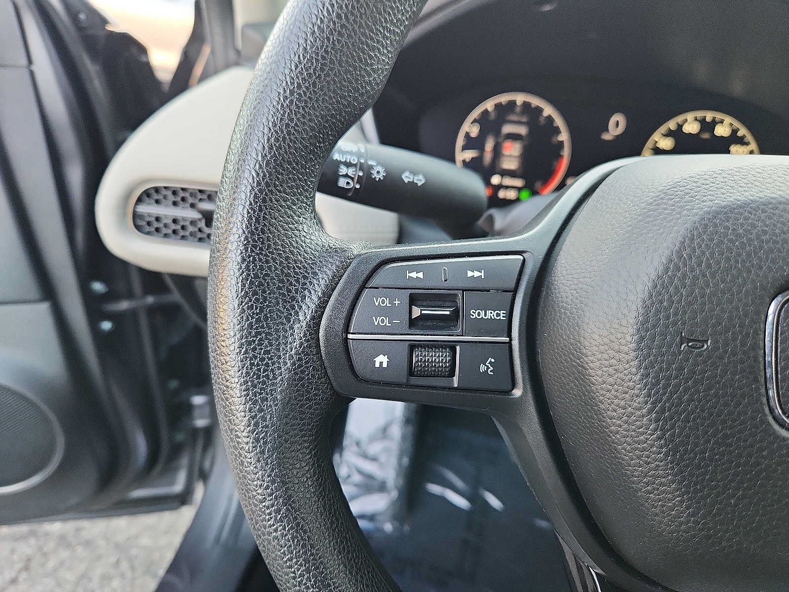 Certified 2024 Honda HR-V LX image 20