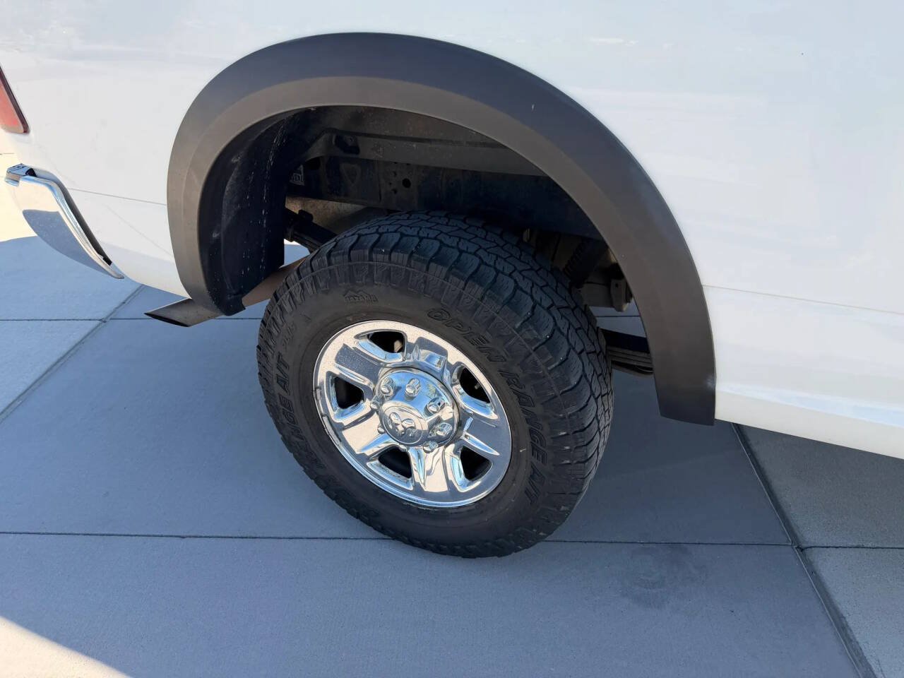 Used 2016 RAM 3500 SLT AWD/4WD image 9