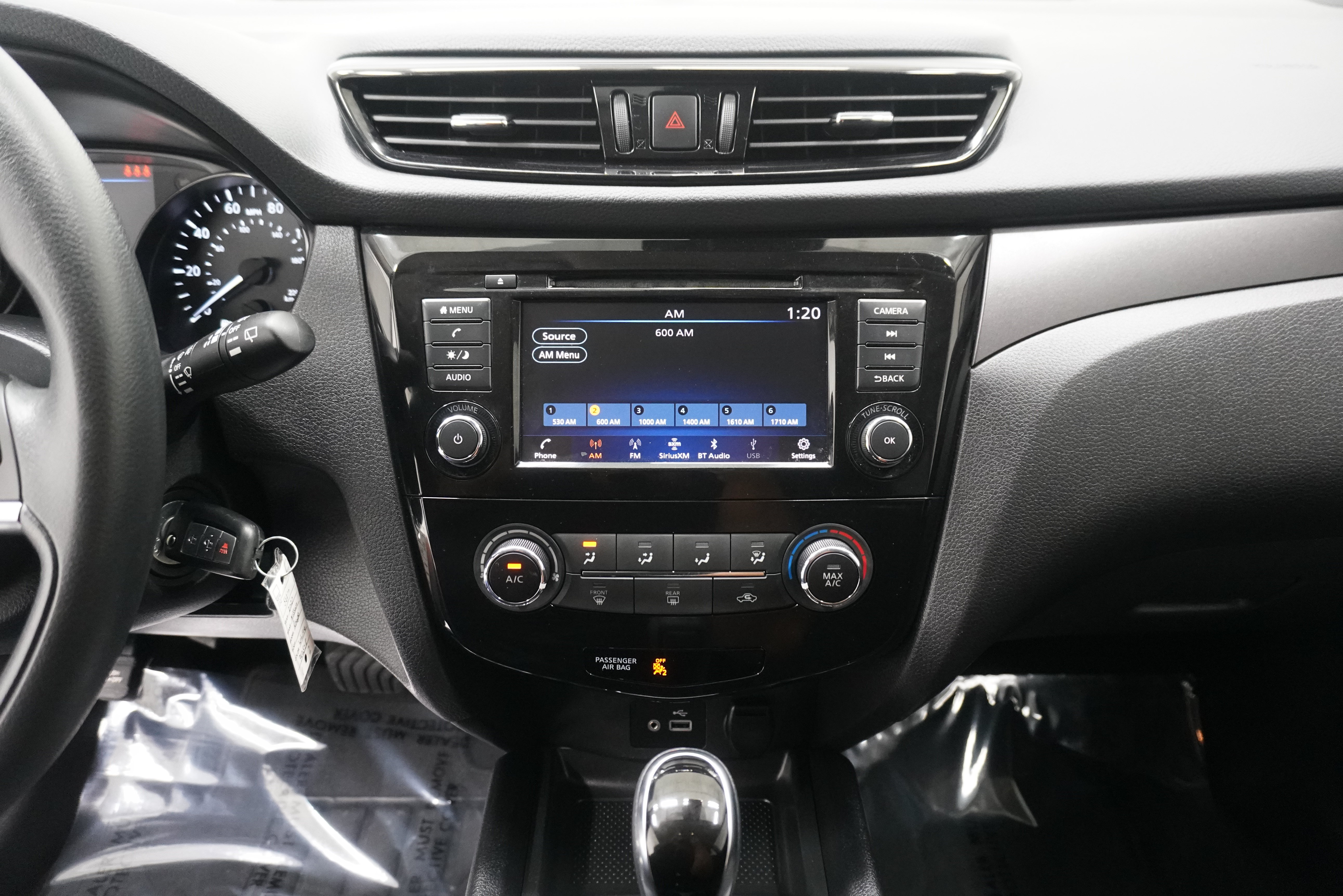 Used 2022 Nissan Rogue Sport S FWD image 18