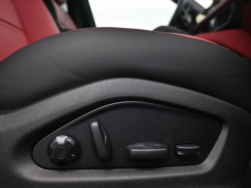 New 2026 Porsche Cayenne E-Hybrid image 15