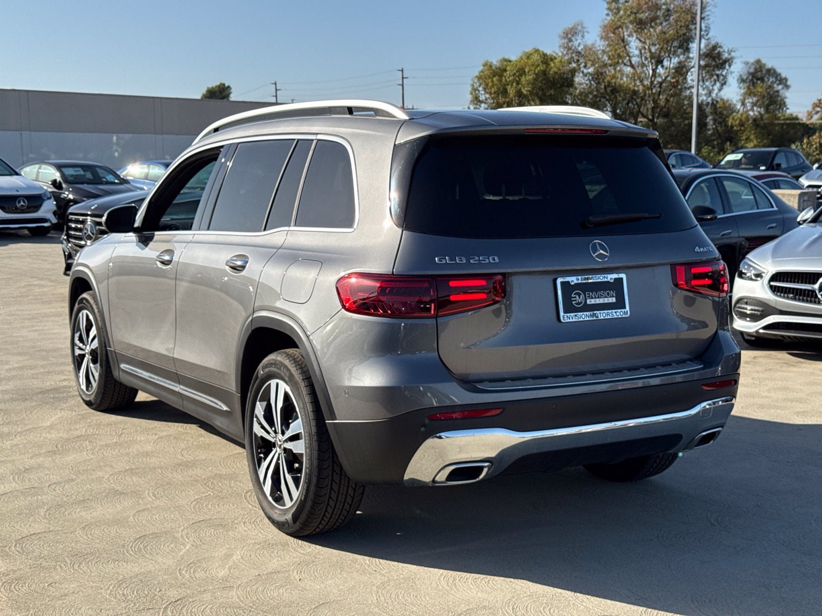 New 2026 Mercedes-Benz GLB 250 4MATIC image 8
