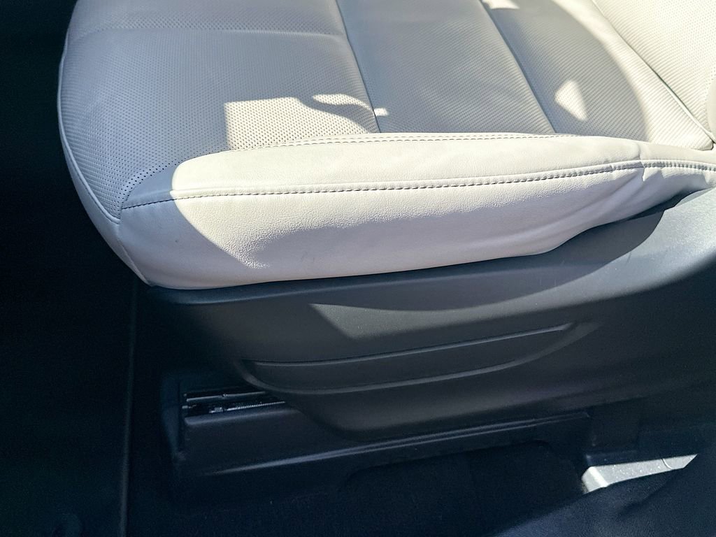 Certified 2025 Lincoln Aviator Reserve w/ Illumination Package image 9