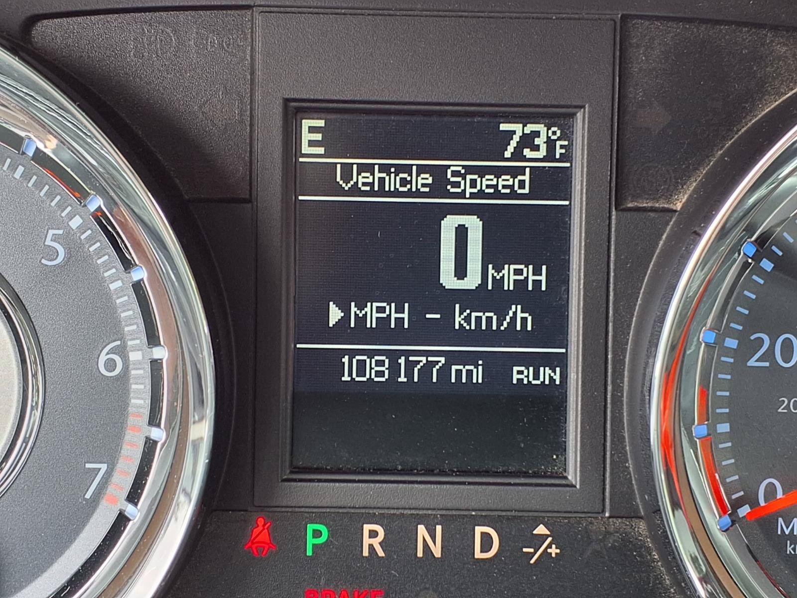 Used 2015 Chrysler Town & Country Touring-L w/ Driver Convenience Group FWD image 15