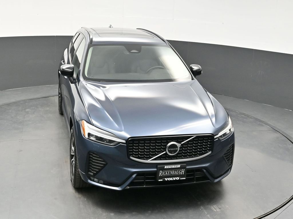 Used 2025 Volvo XC60 B5 Plus AWD/4WD image 28