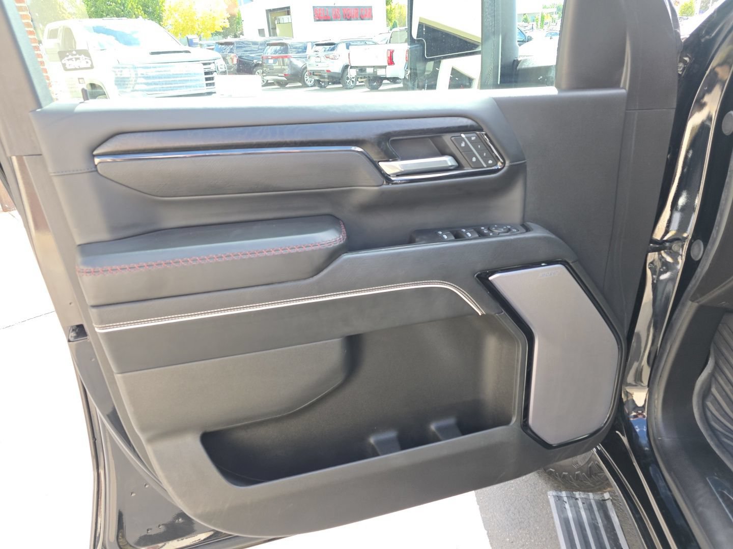 Used 2025 GMC Sierra 2500 AT4X w/ AT4X AEV Edition AWD/4WD image 7