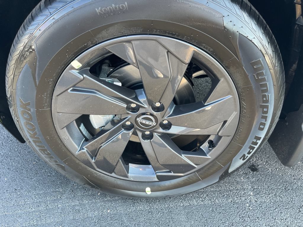 New 2026 Nissan Rogue SV w/ Cold Weather Package AWD/4WD image 10