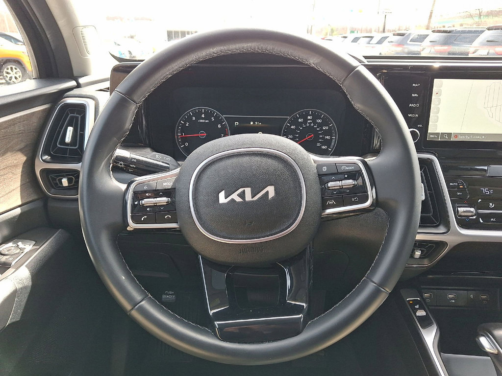 Used 2023 Kia Sorento S w/ Panoramic Sunroof Package AWD/4WD image 45