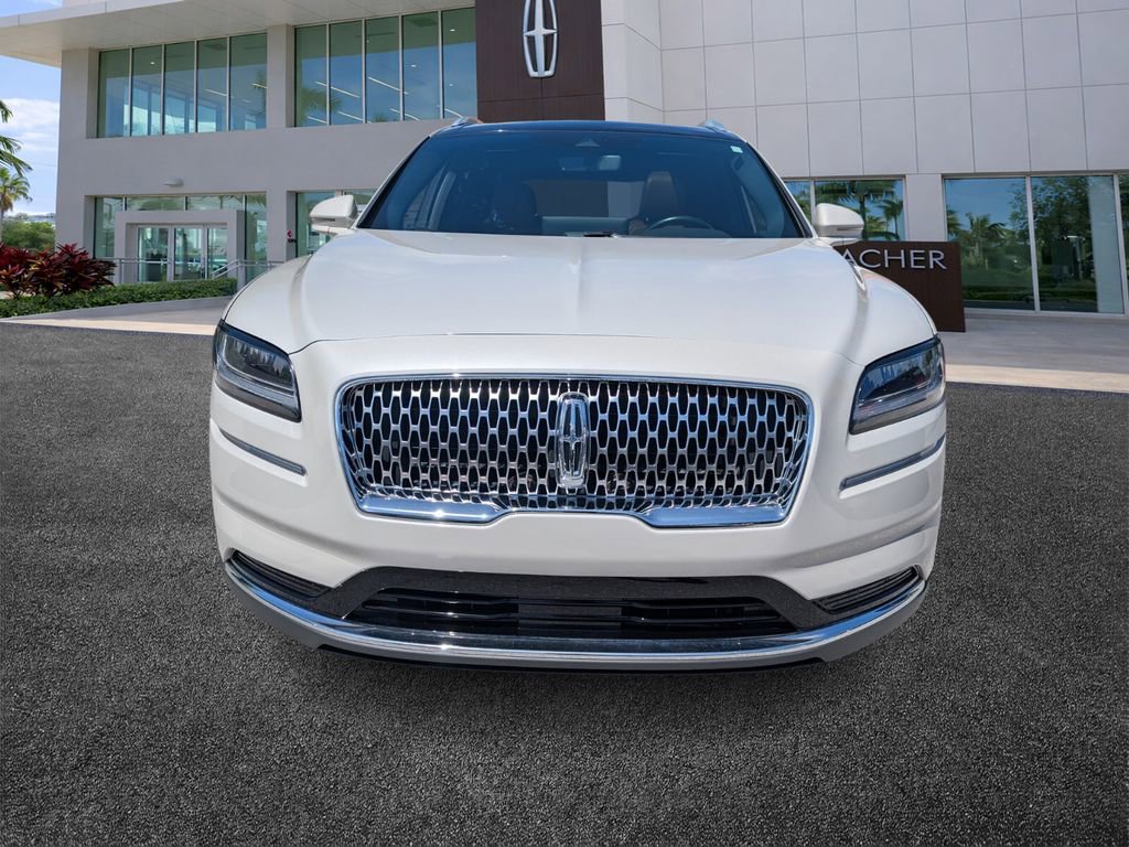 Used 2022 Lincoln Nautilus Reserve image 2