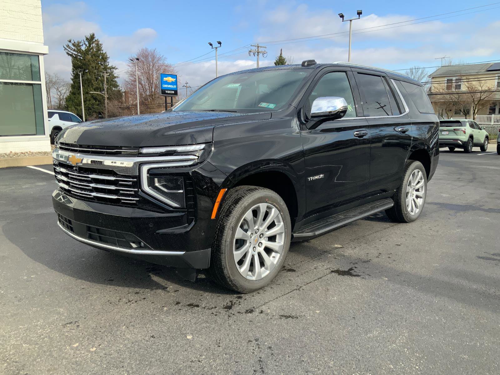 New 2026 Chevrolet Tahoe Premier w/ Sun And Tow Package AWD/4WD image 3