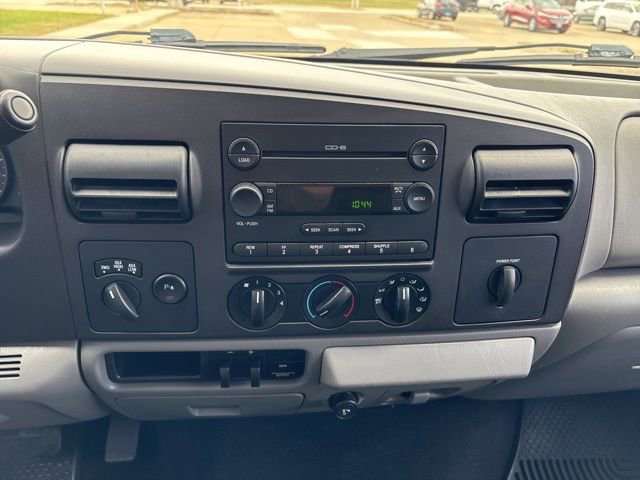 Used 2005 Ford F250 XL image 27