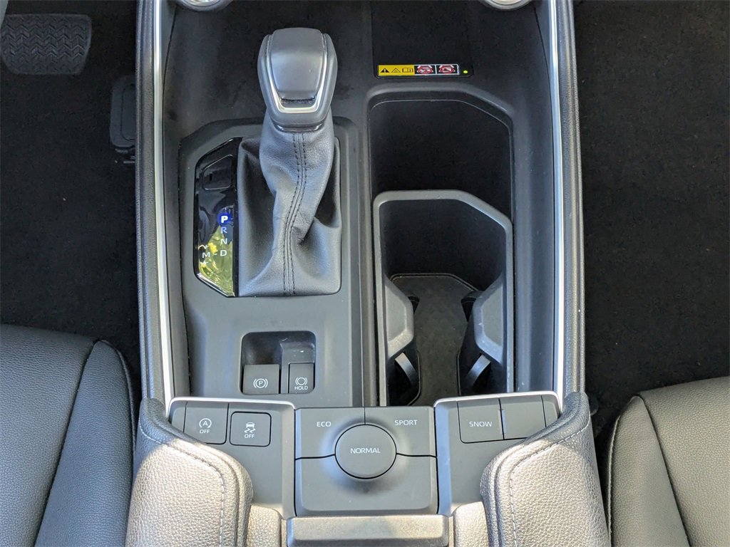 Used 2025 Toyota Grand Highlander FWD image 25