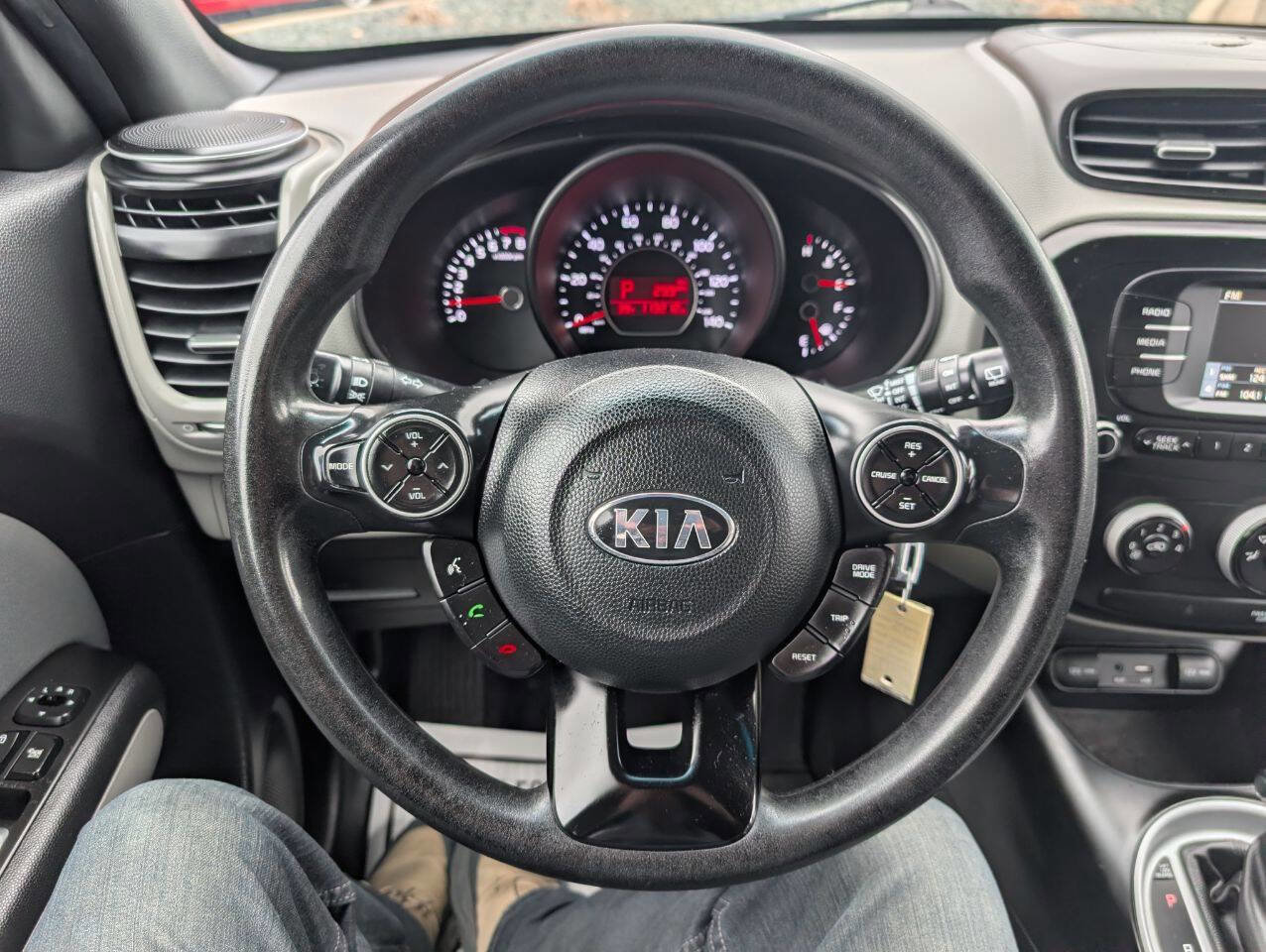 Used 2017 Kia Soul image 17