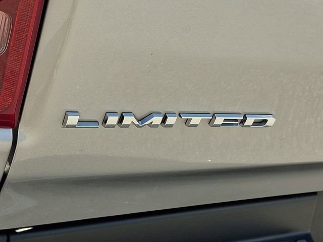 Used 2022 RAM 1500 Limited w/ Body Color Bumper Group image 35