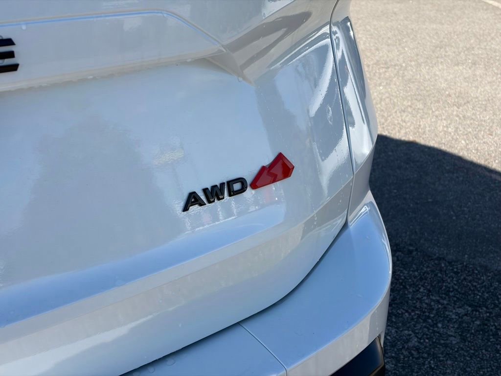 New 2026 Nissan Rogue SV w/ Rock Creek Premium Package AWD/4WD image 5