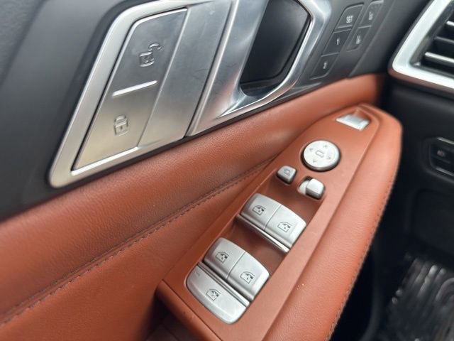 Used 2020 BMW X7 xDrive40i w/ Luxury Seating Package AWD/4WD image 30