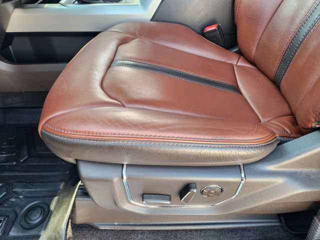 Used 2018 Ford F150 King Ranch w/ Equipment Group 601A Luxury AWD/4WD image 24