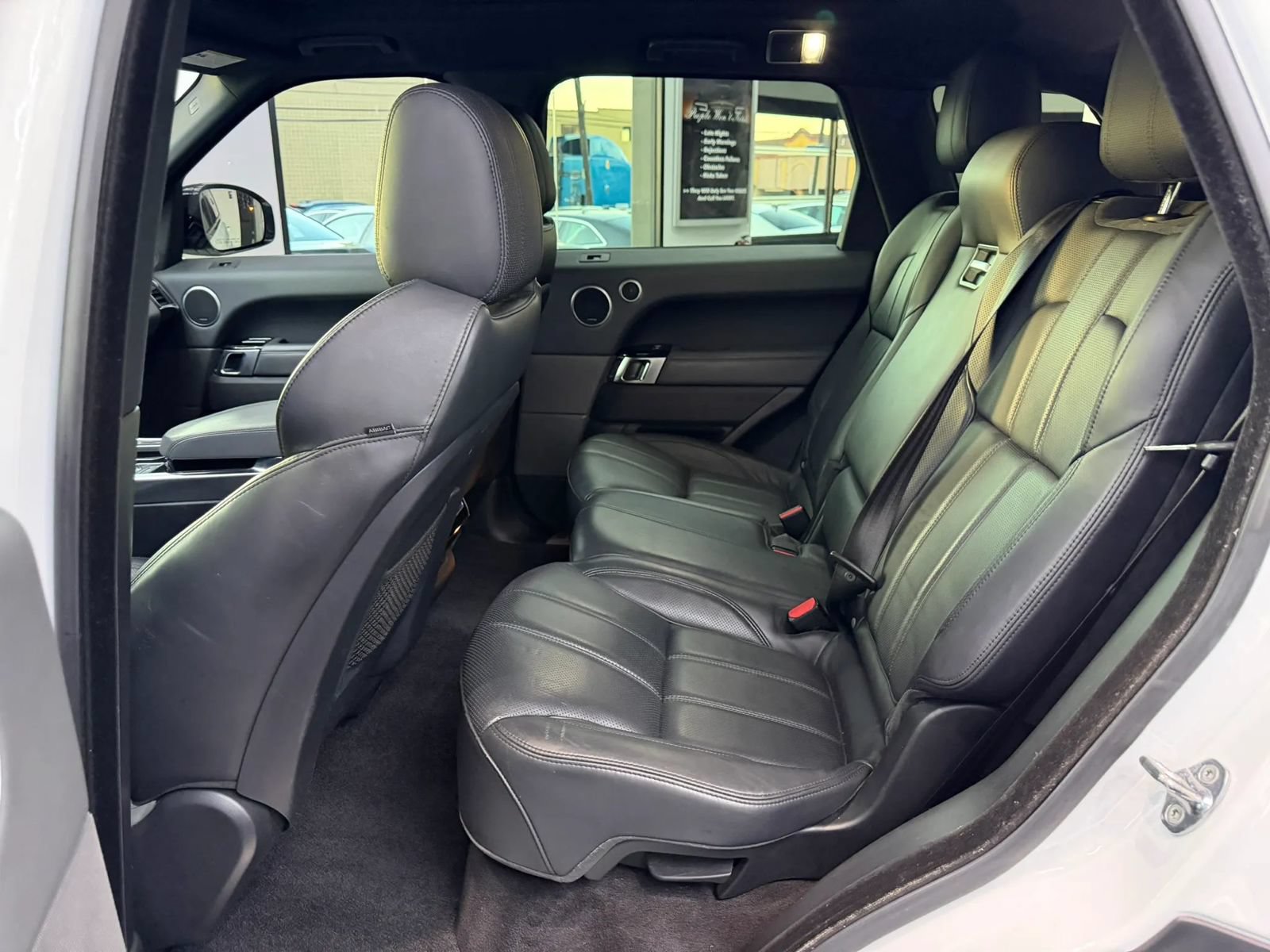 Used 2015 Land Rover Range Rover Sport HSE AWD/4WD image 7