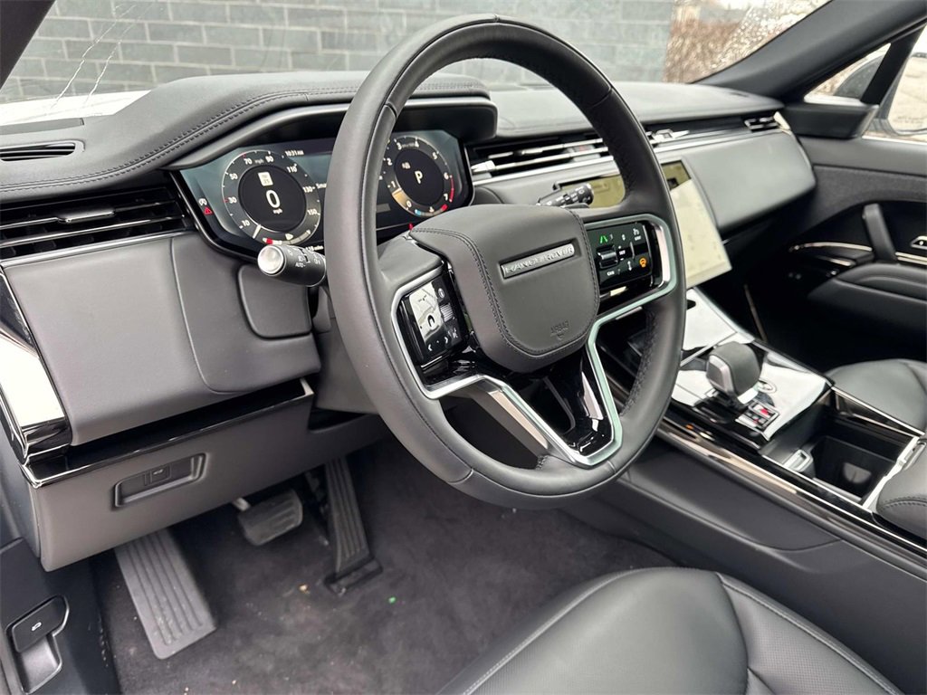 New 2025 Land Rover Range Rover Sport SE image 21