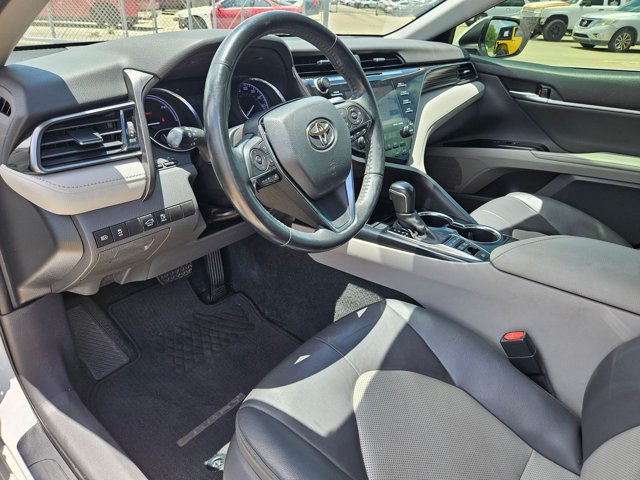 Used 2020 Toyota Camry XLE FWD image 10