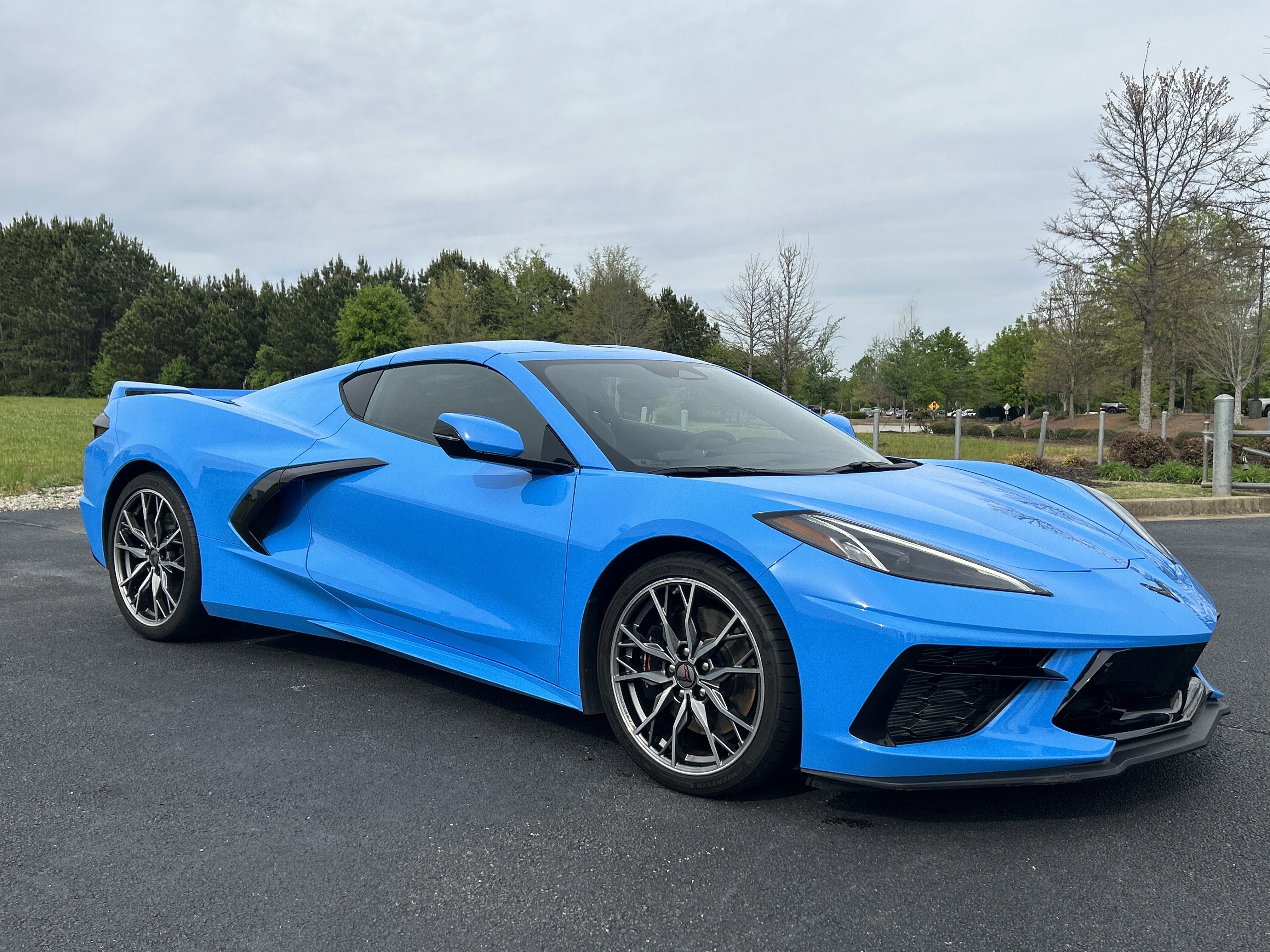 Used 2024 Chevrolet Corvette Stingray Premium Cpe w/ Z51 Performance Package image 2