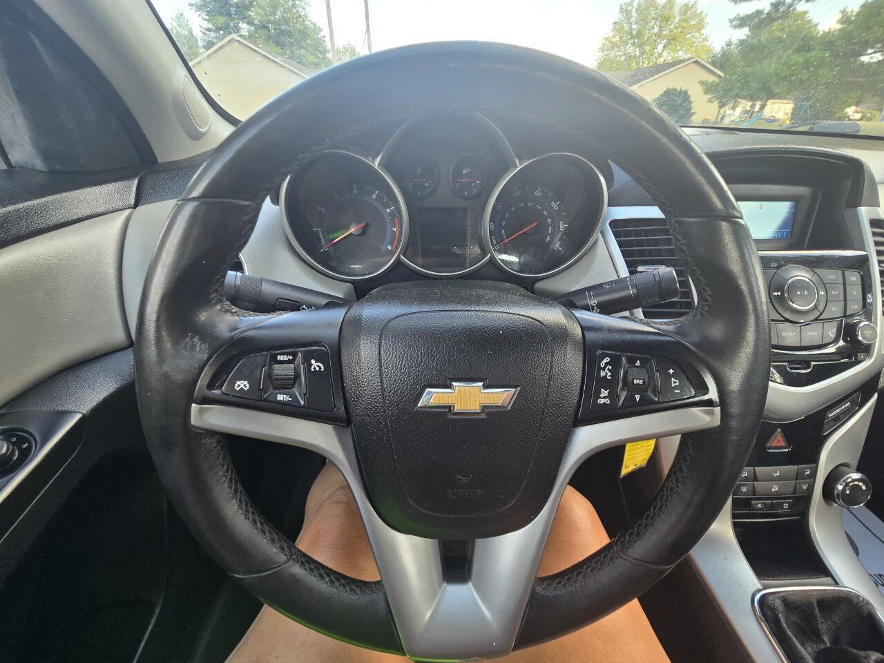 Used 2012 Chevrolet Cruze Eco image 14